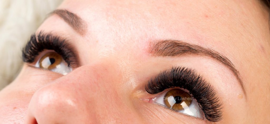 extension de cils adolescent